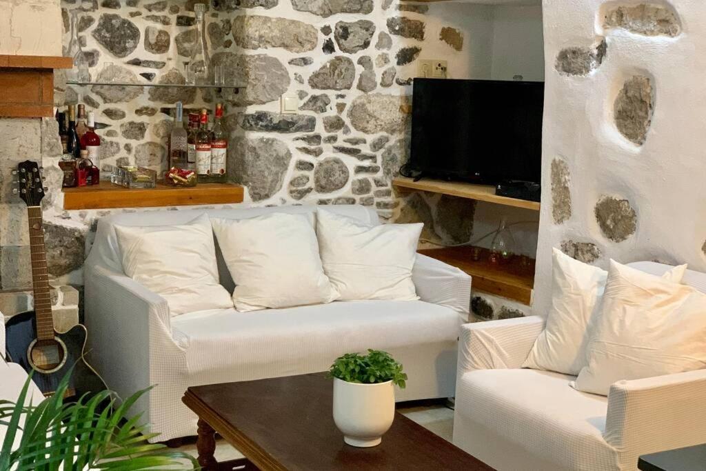 Lava House Διαμέρισμα Μανδράκι Εξωτερικό φωτογραφία